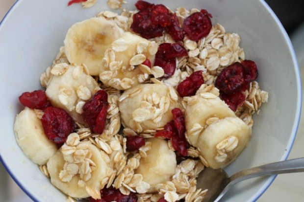 Rolled oats with honey, dried cranberries and fresh banana.
